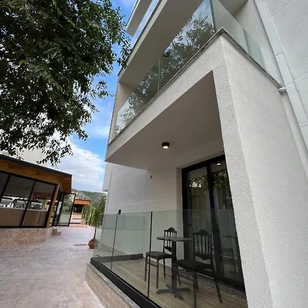 Szálloda Patio Mare Dhërmi