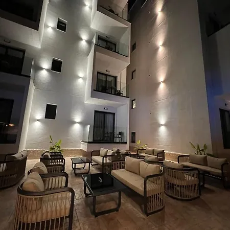 Patio Mare 4*