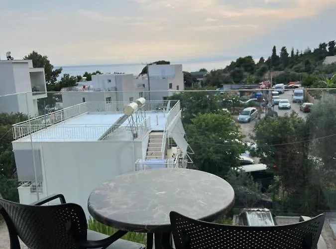 מלון Patio Mare 4*