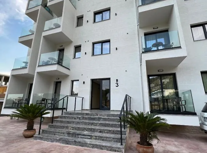 Patio Mare מלון דרמי