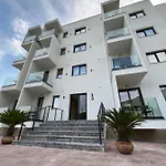 Patio Mare 4*