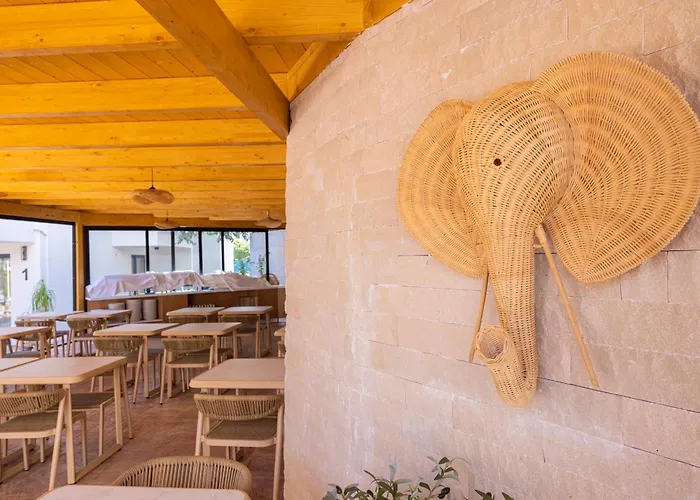 Patio Mare 4* Dhermi